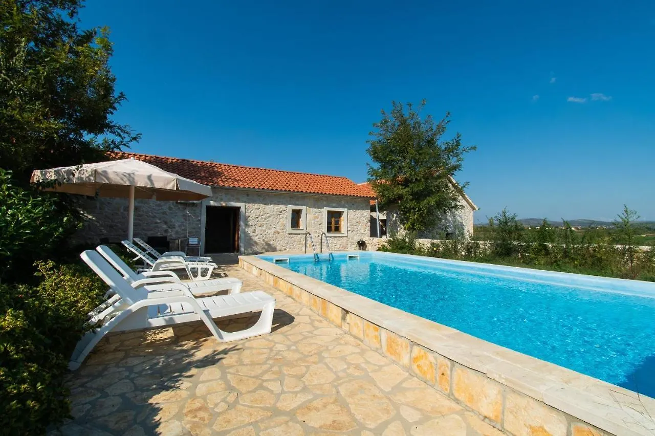 House Stone Curlew 2 Villa Lisane Tinjske 0*,  Croatia