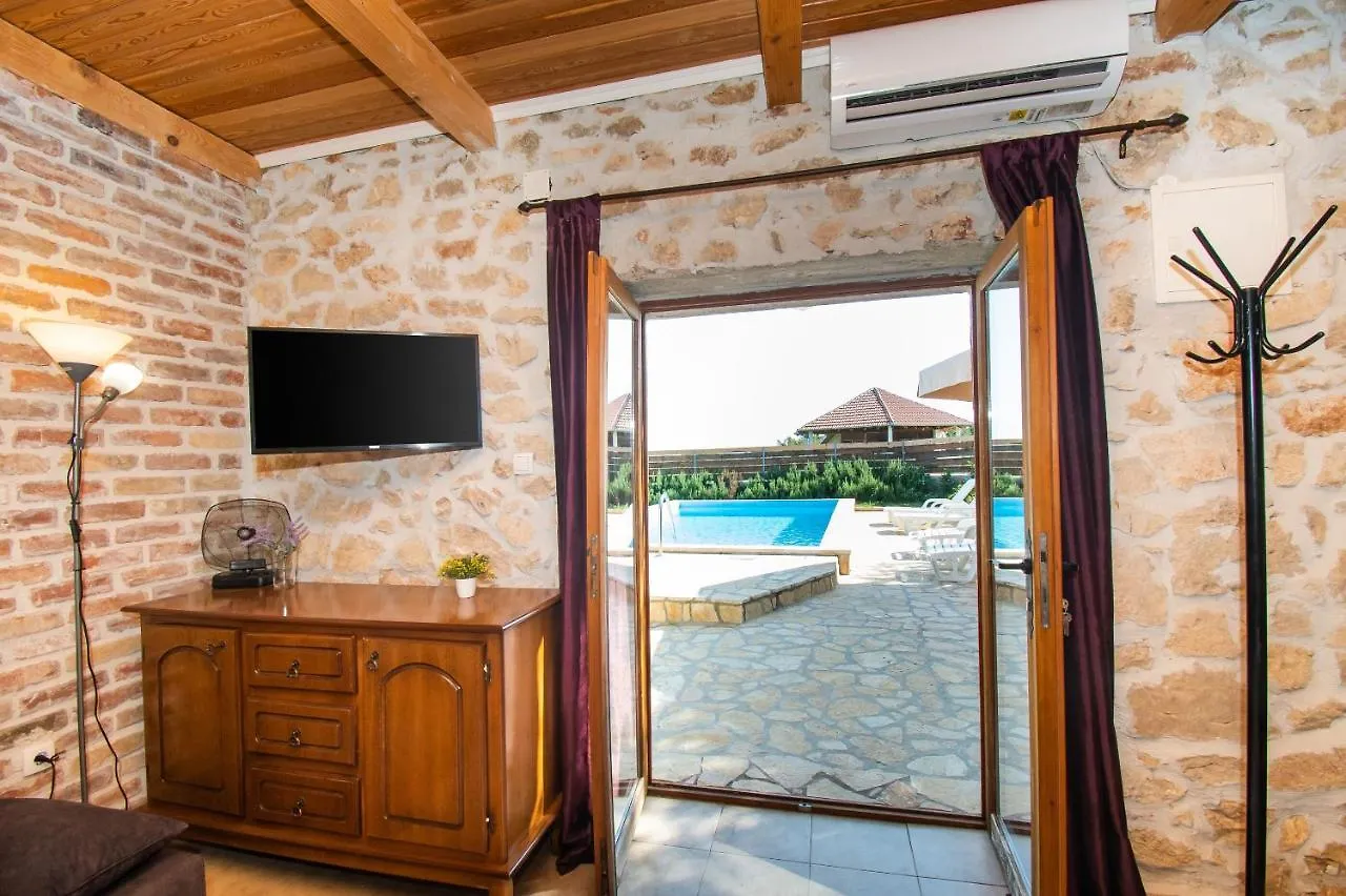 House Stone Curlew 2 Villa Lisane Tinjske