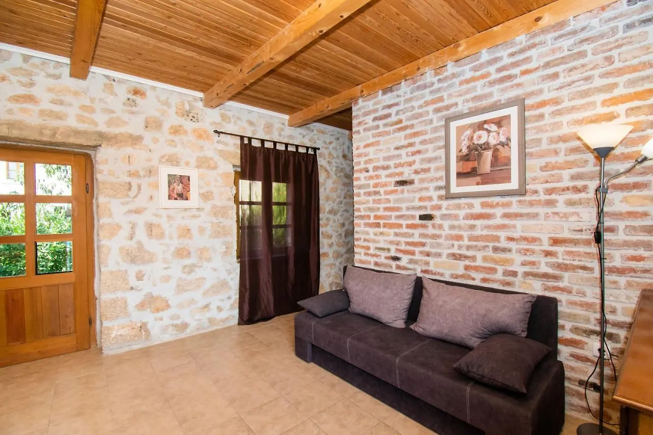 House Stone Curlew 2 Villa Lisane Tinjske Holiday home